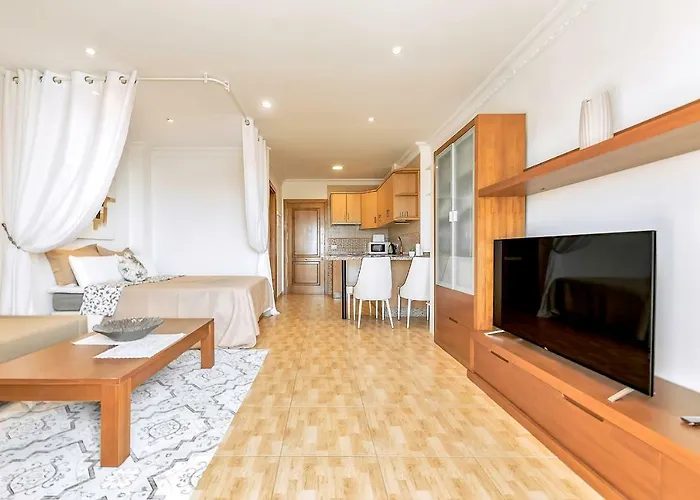 On The Ocean Coast Apartman *